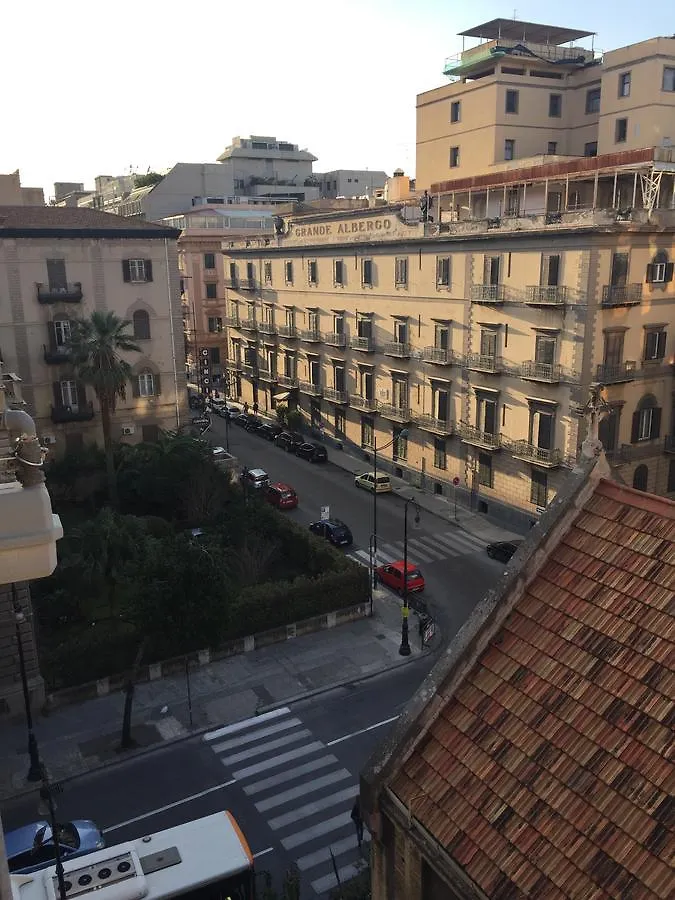 *** Bed & Breakfast Morfeo 2 Locazioni Turistiche Bed and Breakfast Palermo Italia